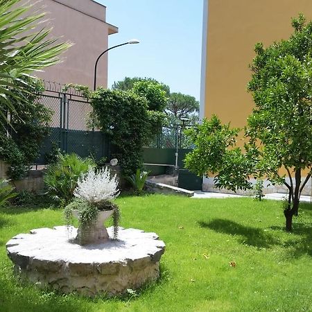 Vesuvius Gardens - Fagianeria Borbonica Relais Acomodação com café da manhã Ercolano Exterior foto